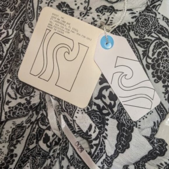 Black and White Printed Summer Dress Size Medium NEW NWT - Picture 4 of 4